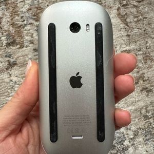 Apple wireless mouse